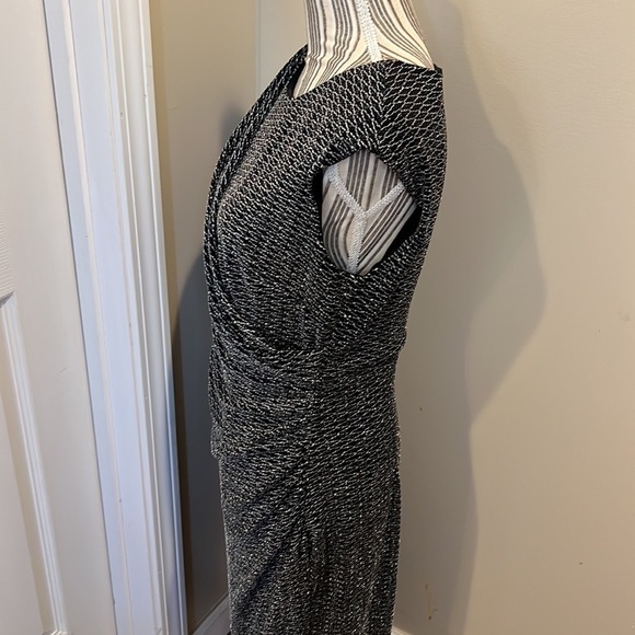 Connected Apparel Black Sparkly Sleeveless Dress Size 12 - Picture 3 of 5